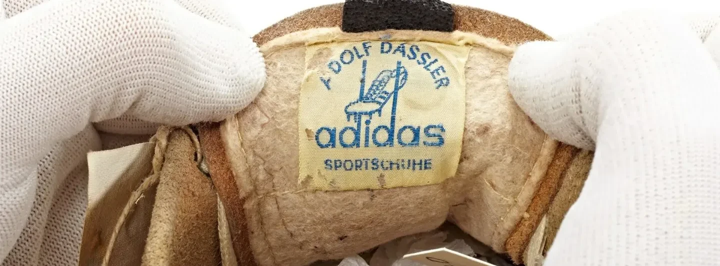 adidas ve Puma’nın Hikâyesi: Kuruluş, Rekabet ve Spor Ayakkabısı Dünyasındaki Güncel Konumları