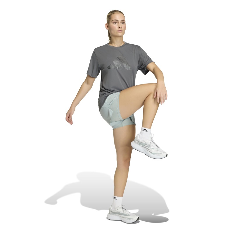 Adidas adi365 Running Essentials Brand Love Gri Kadın Tshirt - 4