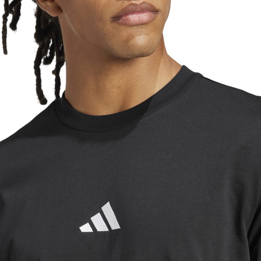 Adidas Essentials Small Logo Single Jersey Erkek Tshirt - 4