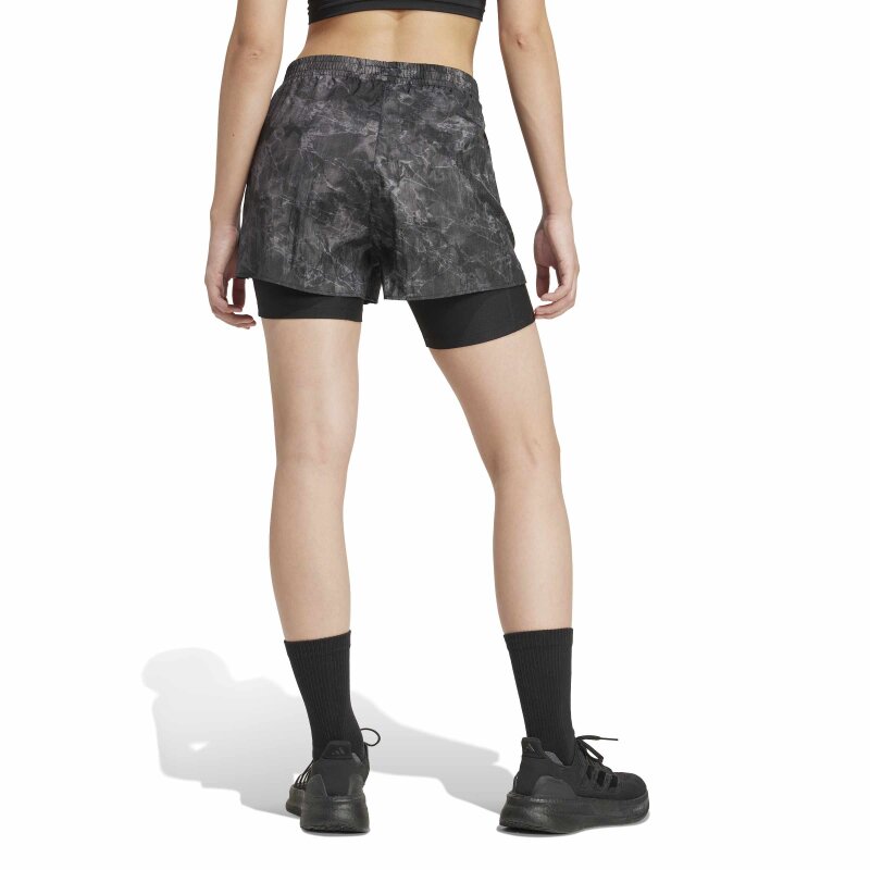 Adidas Own The Run Spray Dye 2-In-1 Kadın Şort - 2