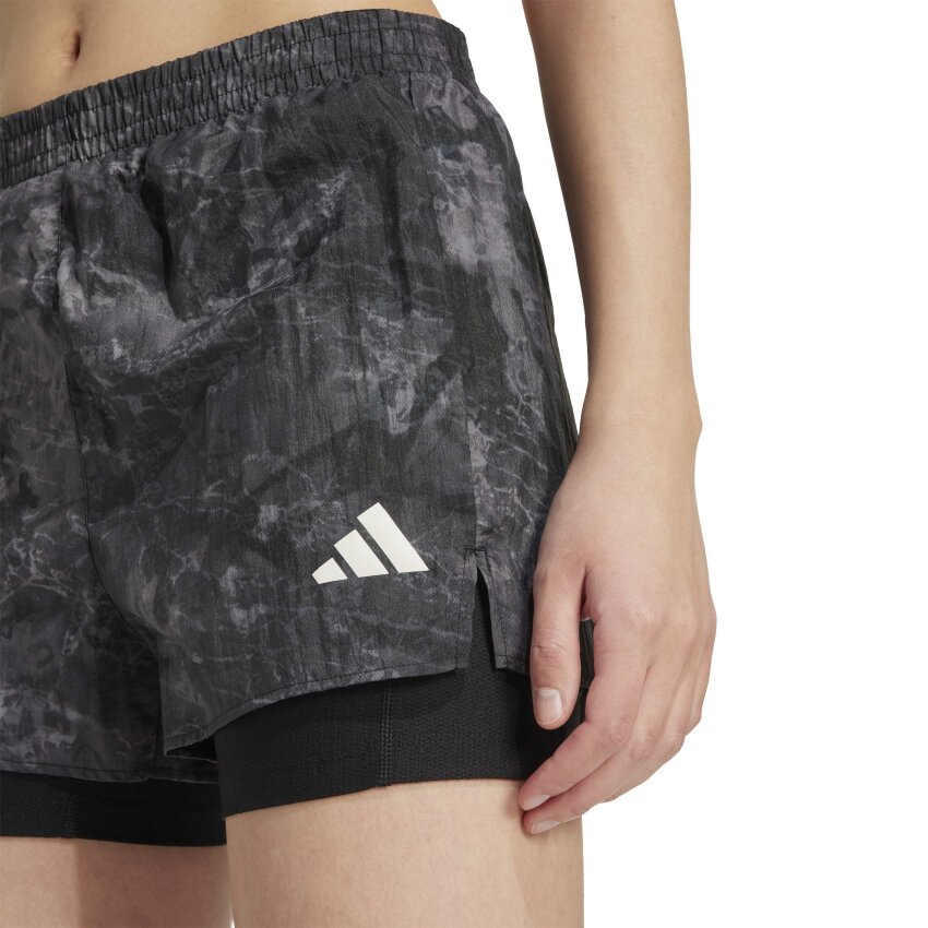 Adidas Own The Run Spray Dye 2-In-1 Kadın Şort - 5