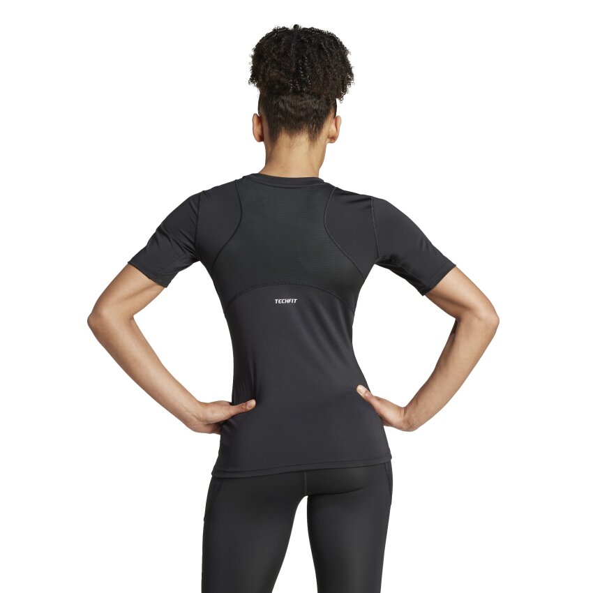 Adidas TECHFIT Training Siyah Kadın Tshirt - 3