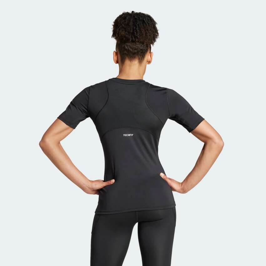 Adidas TECHFIT Training Siyah Kadın Tshirt - 2