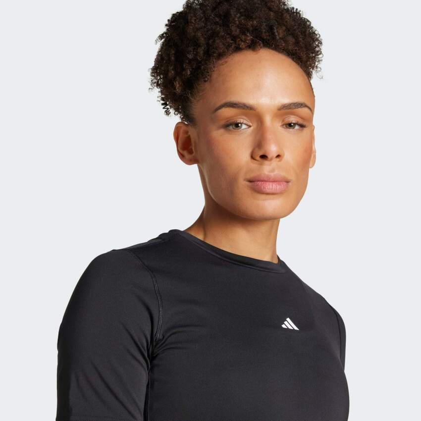 Adidas TECHFIT Training Siyah Kadın Tshirt - 6