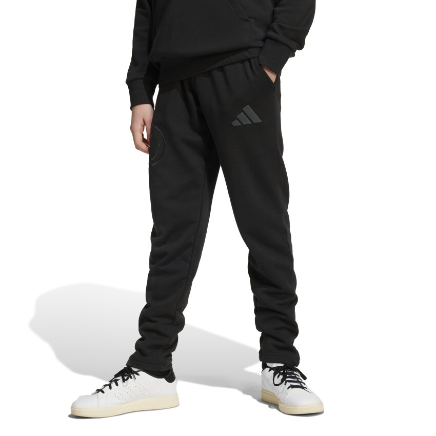 Adidas X Smileyworld
Siyah Çocuk Eşofman Altı - 1