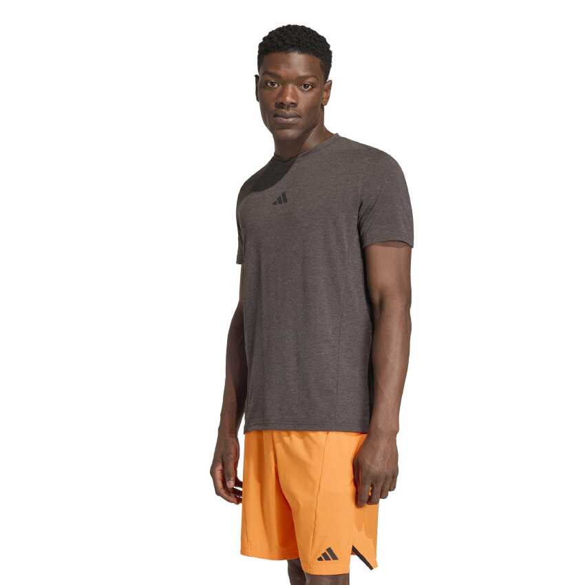 Adidas Designed for Training Kahverengi Erkek Tshirt - 1