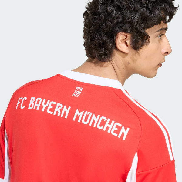 FC Bayern 25/26 İç Saha Forması - 6