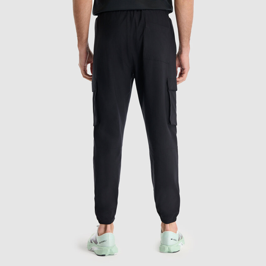 New Balance MNP1531 Siyah Erkek Eşofman Altı - 4