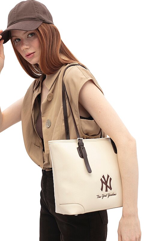  New York Yankees Bej Kadın El Çantası - 2