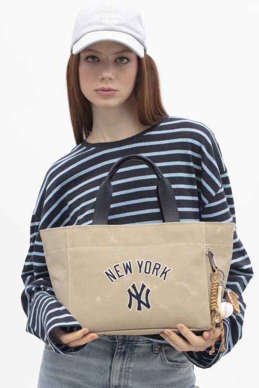  New York Yankees Bej Kadın El Çantası - New York Yankees