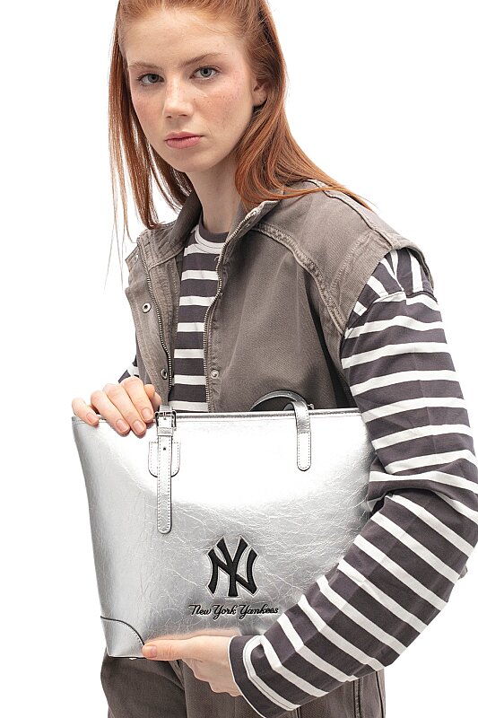  New York Yankees Gri Kadın El Çantası - New York Yankees