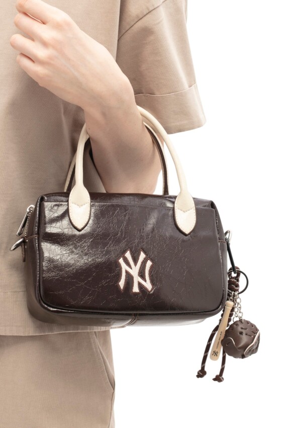New York Yankees Kahverengi Kadın El Çantası - 2