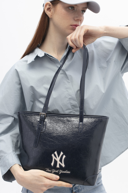  New York Yankees Lacivert Kadın El Çantası - New York Yankees