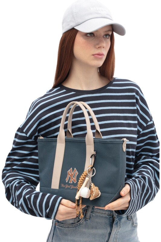 New York Yankees Lacivert Kadın Omuz Çantası - 2