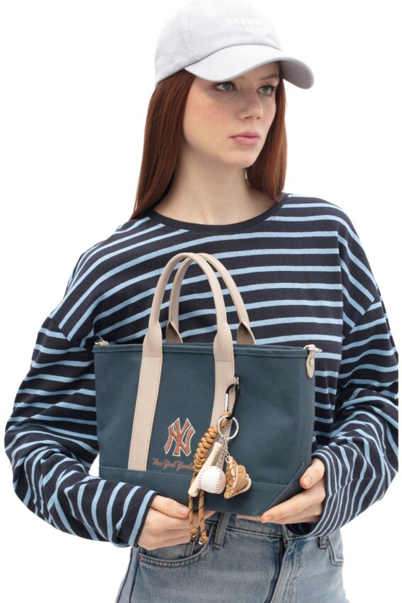 New York Yankees Lacivert Kadın Omuz Çantası - 2