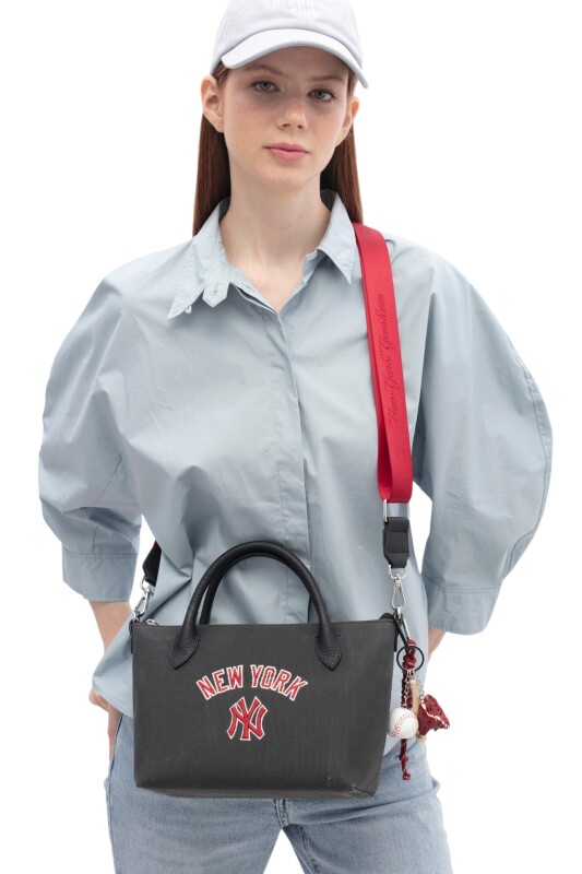 New York Yankees Siyah Kadın El Çantası - 1