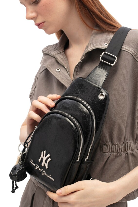New York Yankees Siyah Kadın Omuz Çantası - 1