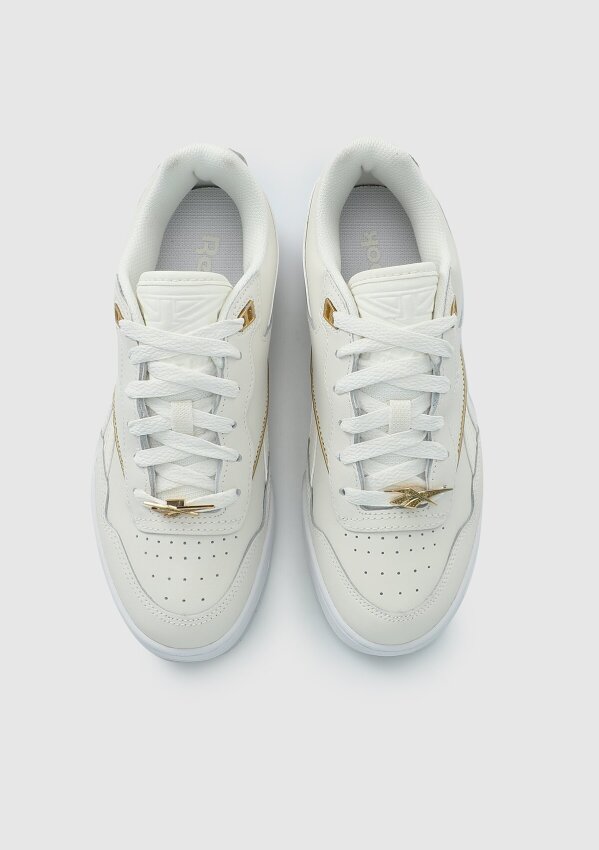 Reebok BB 4000 II BEYAZ Basketbol Ayakkabısı Kadın - 2