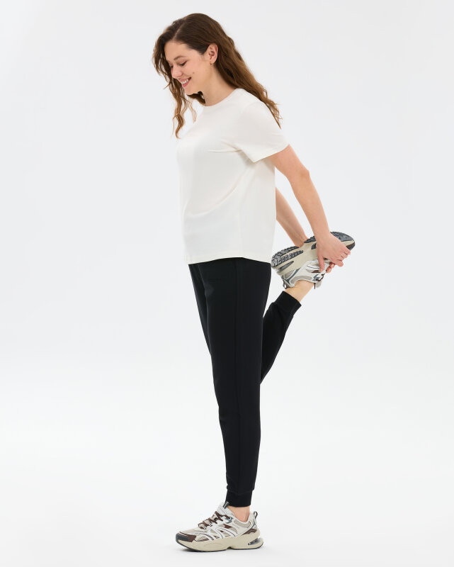 Skechers Essential Crewneck Beyaz Kadın Tshirt - 4