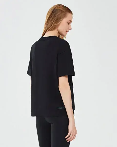 Skechers Graphic T-Shirt W Short Sleeve Kadın Tshirt - 3