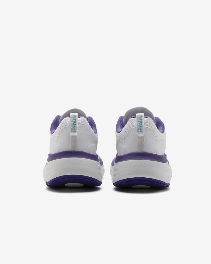 Skechers MAX CUSHIONING DELTA - ULTIMA BEYAZ Kadın Koşu Ayakkabısı - 6