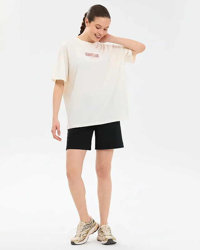 Skechers Oversize Fit Graphic Beyaz Kadın Tshirt - 4