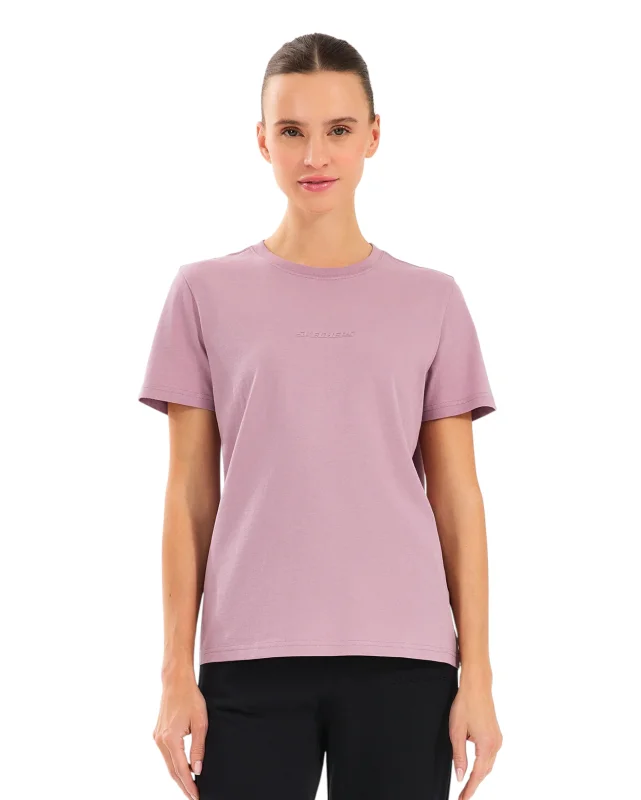 Skechers Essential Crewneck Kadın Tshirt 