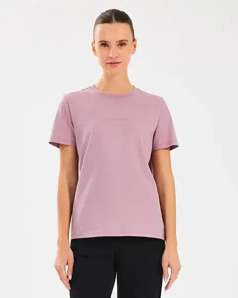 Skechers W Essential Crewneck T-Shirt Kadın Tshirt - 1