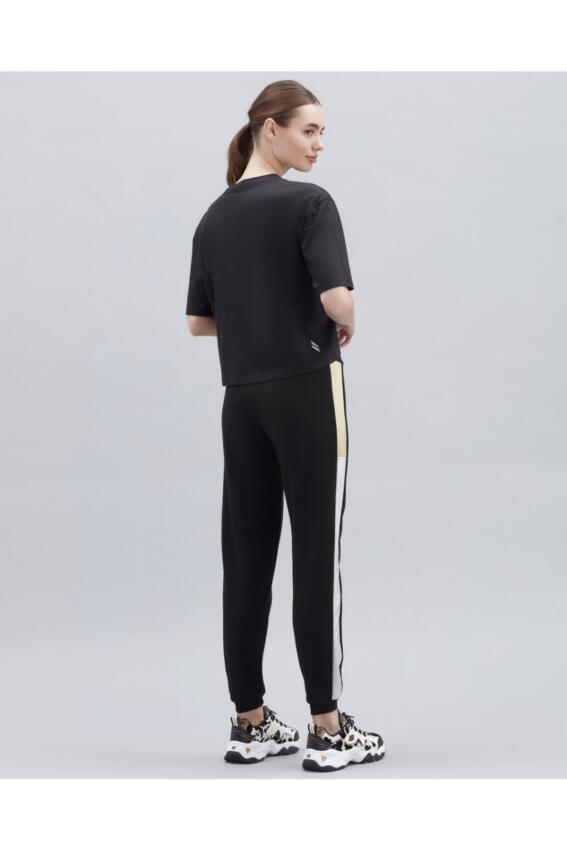 Skechers W Graphic Tee Shiny Logo T-Shirt SİYAH Kadın Tshirt S221173-001 - 4