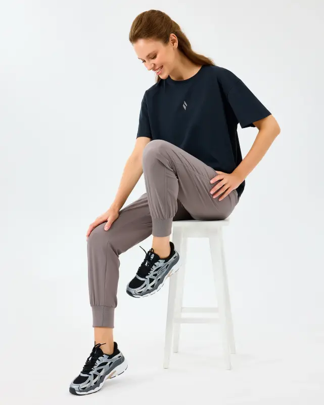 Skechers W Light Fabric T-Shirt Siyah Kadın Tshirt - 4
