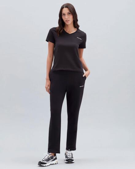 Skechers W New Basics V Neck T-Shirt SİYAH Kadın Tshirt - 1